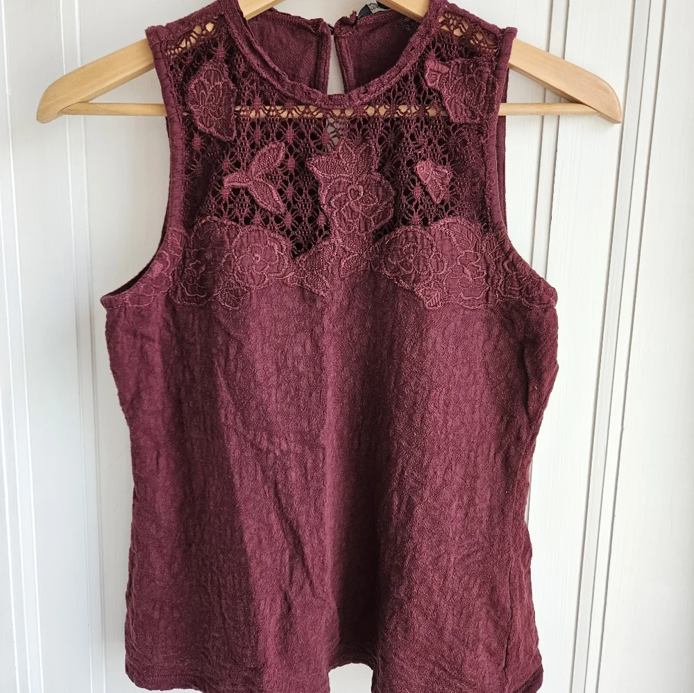 Lucky Brand Women's Lace Mock Neck Top￼ - Picture 5 of 16